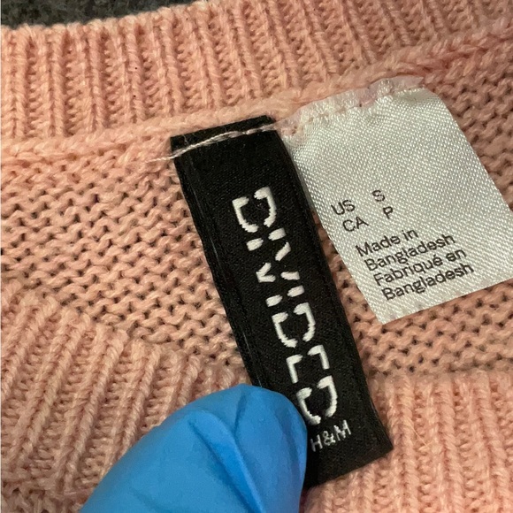 H&M Colorful Striped Sweater size small pink, cream, grey, and blue - Picture 5 of 6